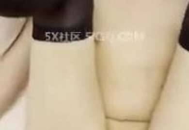 2025年新流，云盘高质露脸泄密，阿黑颜式苗条小可爱被邪恶叔叔干的面目扭曲，洗澡造爱换衣完全曝光_ (3)