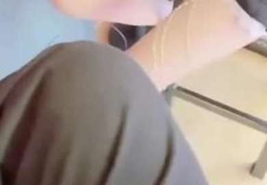 2025.05.17-洛麗塔小姨子剛到酒店就勾引姐夫足交後入爆操內射一線天嫩穴!